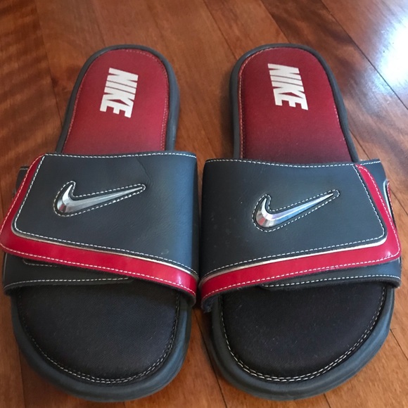 mens nike slides size 11